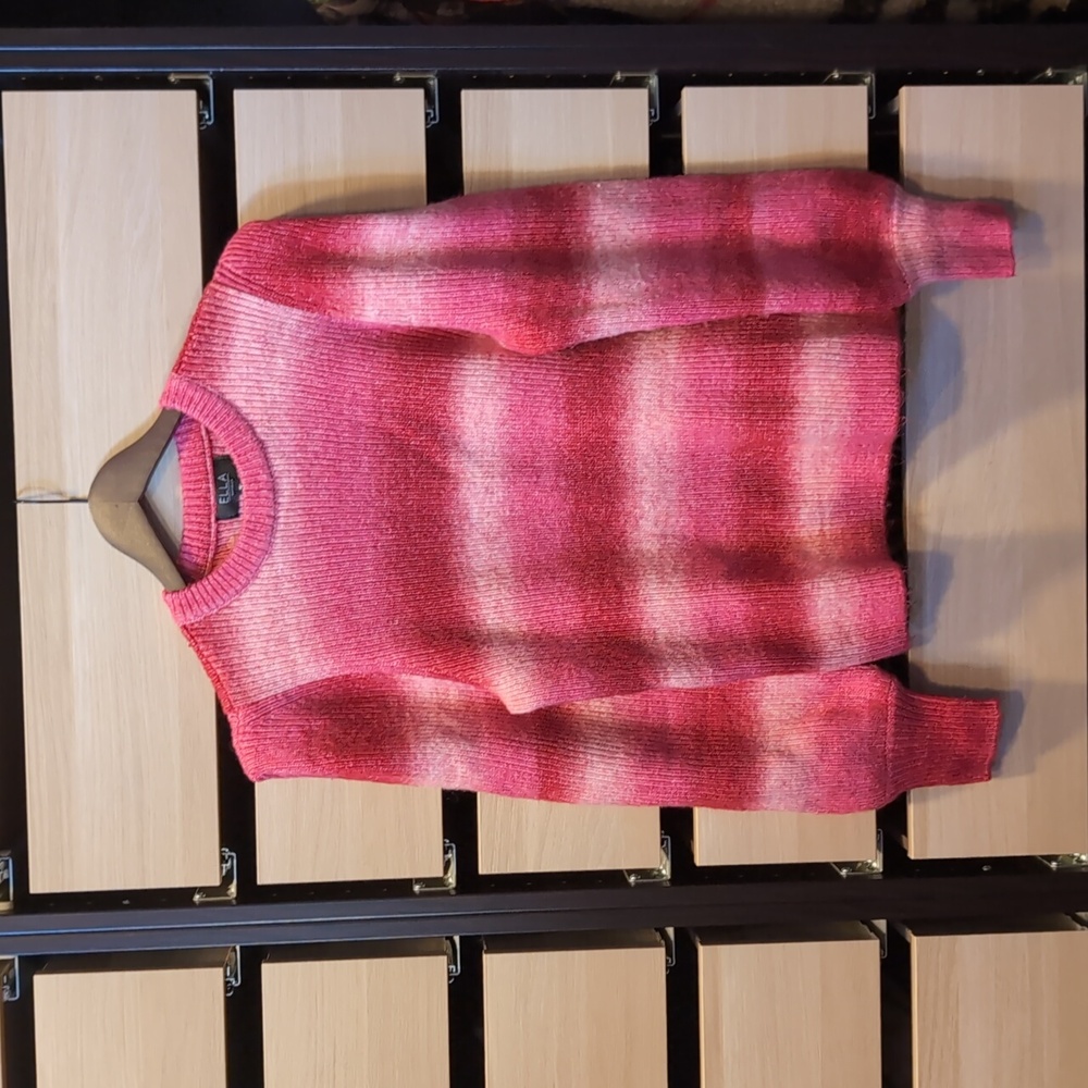 Ella Women's Gradient Pink Sweater